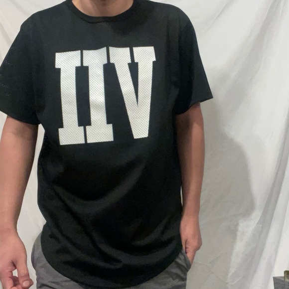 Urban Outfitters “7 deadly sins” Jersey - Picture 5 of 10